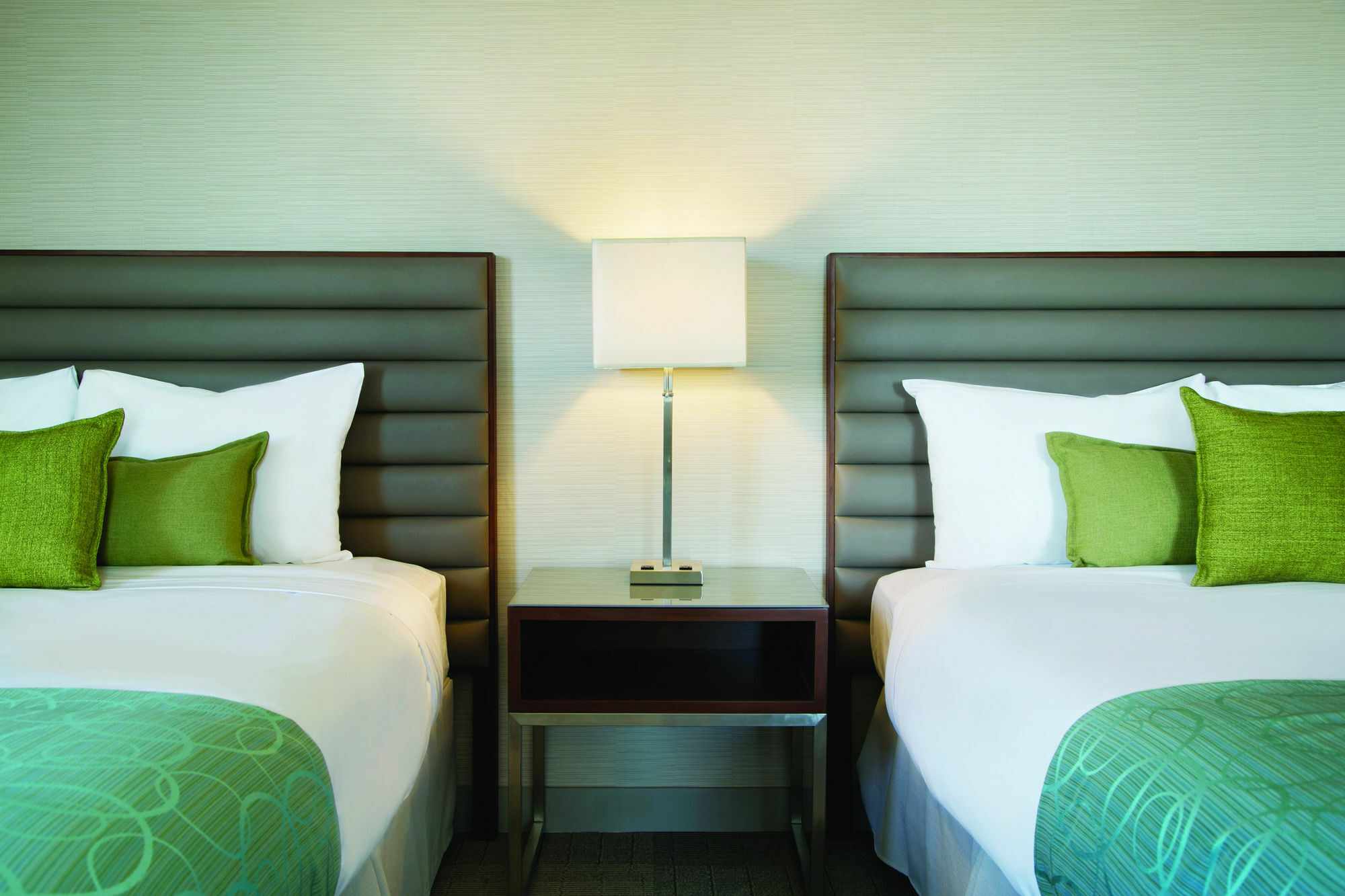 Coast Prince George Hotel By Apa Exterior foto